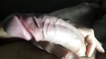 Жопастые дочки бейсболистки обменялись отцами и прыгают на членах