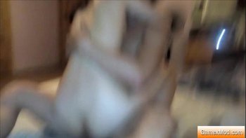 Соблазнила мужа перед сном на совокупление