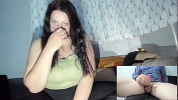 Посмотреть онлайн трахоют толпой