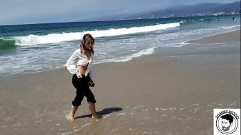 Хорошенькая гражданка навек посмелела