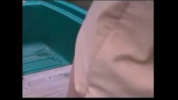 Симпатичная девица стала раком