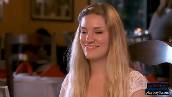 Она предлагает им сообразить на троих